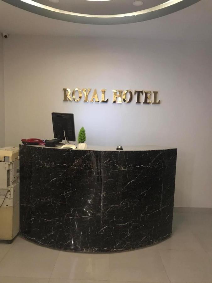 Royal Hotel Qinā Екстериор снимка